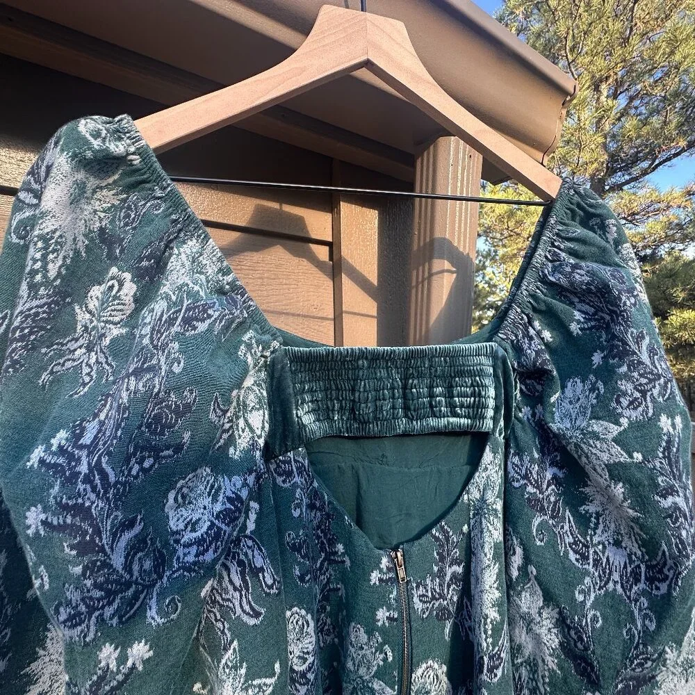 EUC Free People Lauren Green Floral Velvet & Tapesty Holiday Mini Dress